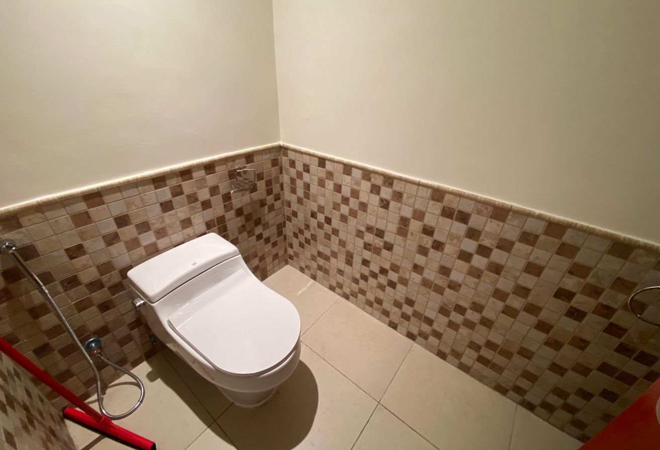 1 BHK Fully Furnished | Porto Arabia | 7,500 Qar thumbnail 16