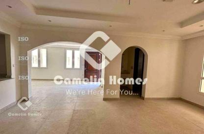مجمع سكني - 5 غرف نوم - 6 حمامات للايجار في مريخ - المريخ - الدوحة