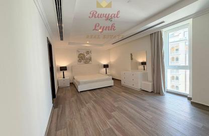 Apartment - 1 Bedroom - 3 Bathrooms for rent in Viva East - Viva Bahriyah - The Pearl Island - Doha