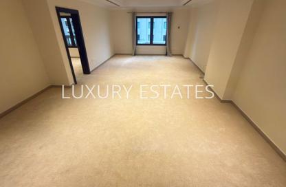 Apartment - 1 Bedroom - 1 Bathroom for rent in East Porto Drive - Porto Arabia - The Pearl Island - Doha Apartment - 1 Bedroom - 1 Bathroom for rent in East Porto Drive - Porto Arabia - The Pearl Island - Doha