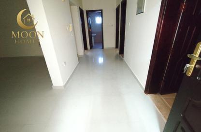 Apartment - 2 Bedrooms - 2 Bathrooms for rent in Umm Ghwailina Comm - Umm Ghuwalina - Umm Ghuwailina - Doha