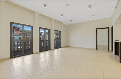 Apartment - 1 Bedroom - 2 Bathrooms for rent in Qanat Quartier - The Pearl Island - Doha Apartment - 1 Bedroom - 2 Bathrooms for rent in Qanat Quartier - The Pearl Island - Doha