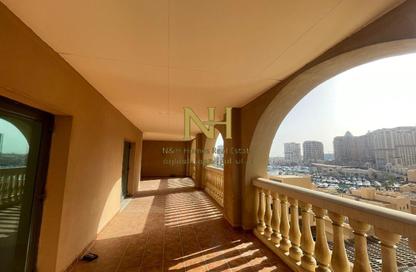 Apartment - 2 Bedrooms - 3 Bathrooms for rent in East Porto Drive - Porto Arabia - The Pearl Island - Doha