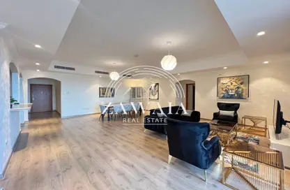 شقة - 2 غرف نوم - 3 حمامات للايجار في طريق بورتو الغربي - بورتو أرابيا - جزيرة اللؤلؤة - الدوحة