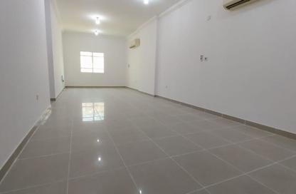 Apartment - 2 Bedrooms - 2 Bathrooms for rent in Al Jazeera Street - Fereej Bin Mahmoud North - Fereej Bin Mahmoud - Doha
