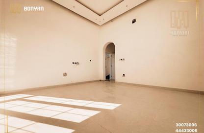 Villa - 6 Bedrooms - 7+ Bathrooms for sale in Al Kheesa - Al Kheesa - Umm Salal Mohammed