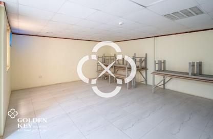 Labor Camp - Studio - 7+ Bathrooms for rent in East Industrial Street - Birkat Al Awamer - Al Wakra