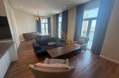 Apartment - 2 Bedrooms - 3 Bathrooms for rent in Floresta Gardens - Floresta Gardens - The Pearl Island - Doha