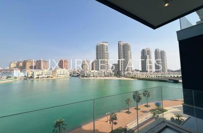 Apartment - 1 Bedroom - 2 Bathrooms for rent in Gewan Island - The Pearl Island - Doha