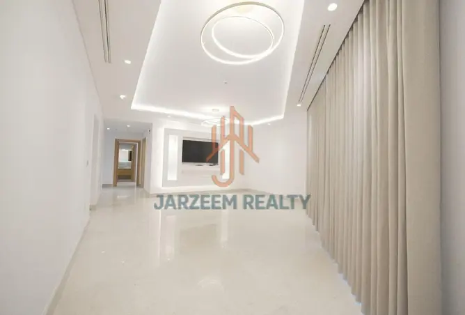 63921105 - Property Image 2