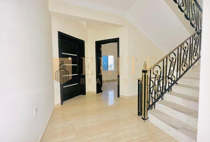 2Ojwix0vrDk - Property Image 2