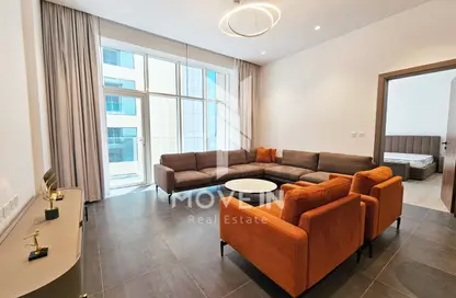 Apartment - 2 Bedrooms - 2 Bathrooms for rent in Ramada Commercial Building - Al Rawabi Street - Al Muntazah - Doha
