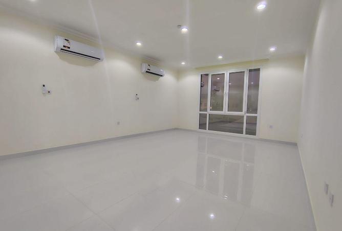 1030244 - Property Main Image