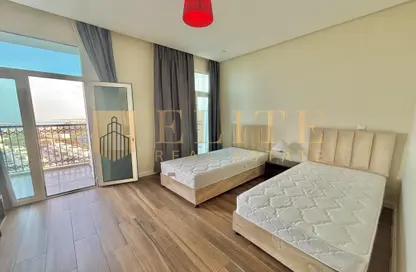 Apartment - 3 Bedrooms - 4 Bathrooms for rent in Floresta Gardens - Floresta Gardens - The Pearl Island - Doha