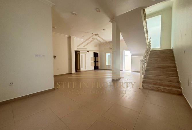 60278718 - Property Image 2