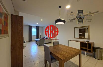 Apartment - 1 Bedroom - 2 Bathrooms for rent in Viva West - Viva Bahriyah - The Pearl Island - Doha