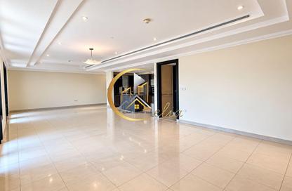 Apartment - 2 - 4 for rent in Tower 19 - Porto Arabia - The Pearl Island - Doha