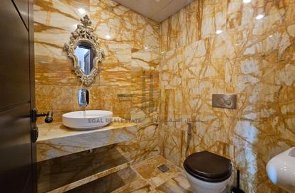 Apartment - 2 Bedrooms - 2 Bathrooms for rent in West Porto Drive - Porto Arabia - The Pearl Island - Doha