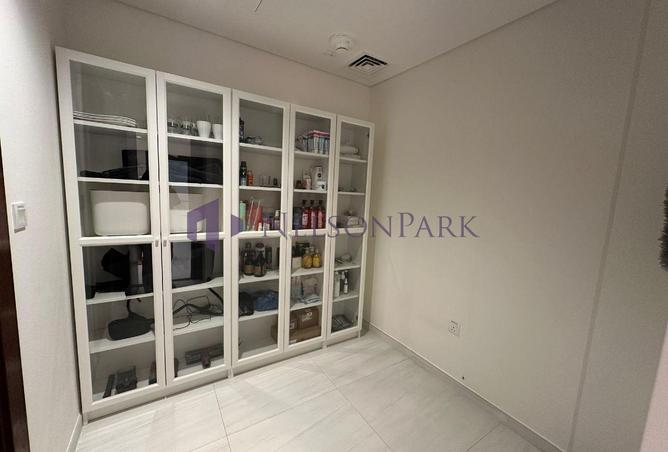 974145 - Property Image 3