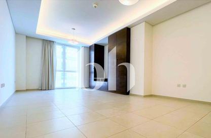 Apartment - 1 Bedroom - 2 Bathrooms for rent in Viva West - Viva Bahriyah - The Pearl Island - Doha