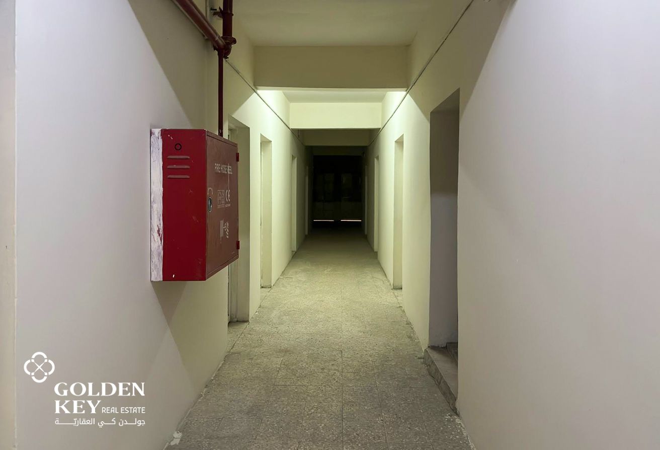 122 Rooms+2 Stores Available for Rent | Industrial