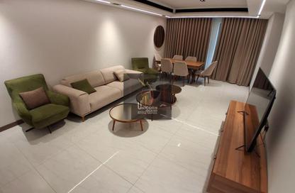 Apartment - 2 Bedrooms - 3 Bathrooms for rent in West Walk - Al Waab - Doha