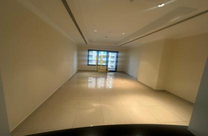Apartment - 2 Bedrooms - 2 Bathrooms for sale in East Porto Drive - Porto Arabia - The Pearl Island - Doha