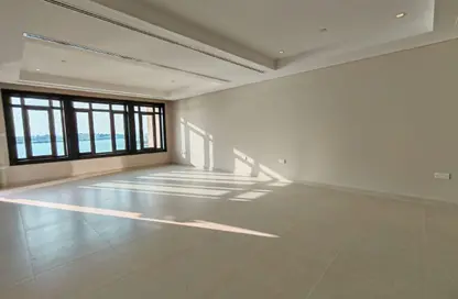 Duplex - 1 Bedroom - 2 Bathrooms for rent in Lusail Marina Heights - Marina District - Lusail