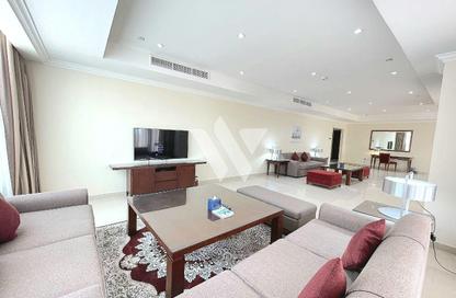 Apartment - 3 Bedrooms - 5 Bathrooms for rent in East Porto Drive - Porto Arabia - The Pearl Island - Doha