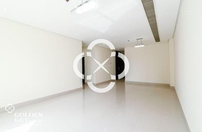 Apartment - 2 Bedrooms - 2 Bathrooms for rent in Marina District - Lusail