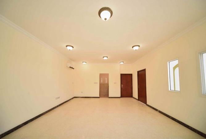 52592546 - Property Image 2