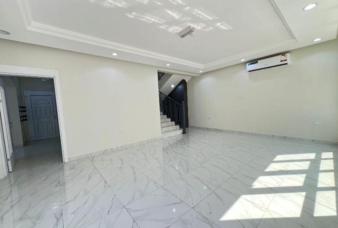 52913399 - Property Main Image