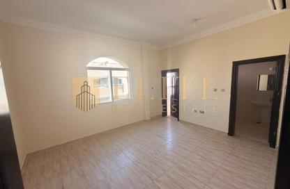 Villa - 5 - 5 for rent in Ain Khaled - Doha Villa - 5 - 5 for rent in Ain Khaled - Doha