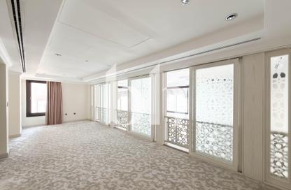 Apartment - 4 Bedrooms - 6 Bathrooms for rent in East Porto Drive - Porto Arabia - The Pearl Island - Doha Apartment - 4 Bedrooms - 6 Bathrooms for rent in East Porto Drive - Porto Arabia - The Pearl Island - Doha