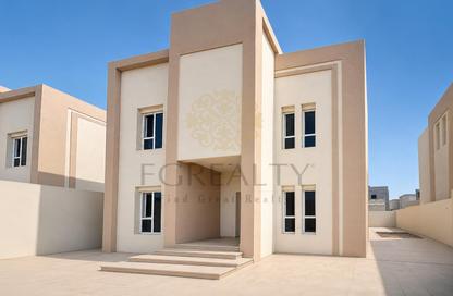 Villa - 7 Bedrooms - 7+ Bathrooms for rent in Izghawa - Izghawa - Doha