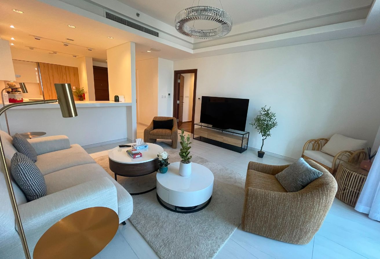 ELEGANT 1BED APARTMENT WITH BIG SEA VIEW BALCONY