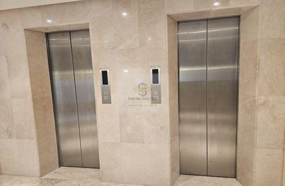 Apartment - 2 Bedrooms - 3 Bathrooms for rent in Umm Ghwailina Comm - Umm Ghuwalina - Umm Ghuwailina - Doha