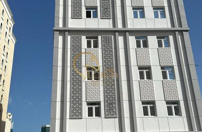 Whole Building - 2 Bedrooms - 1 Bathroom for sale in Old Airport Road - Old Airport Road - Doha