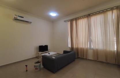 Apartment - Studio - 1 for rent in Izghawa - Izghawa - Doha Apartment - Studio - 1 for rent in Izghawa - Izghawa - Doha