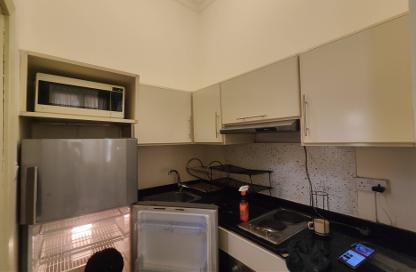 Apartment - Studio - 1 for rent in Izghawa - Izghawa - Doha Apartment - Studio - 1 for rent in Izghawa - Izghawa - Doha