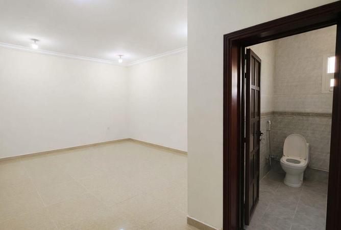 53237093 - Property Image 3