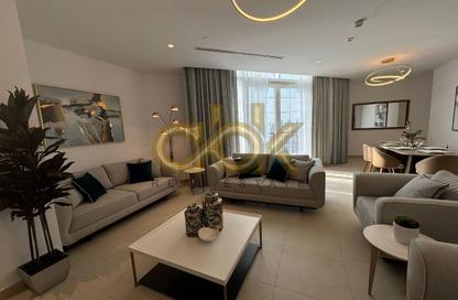 Penthouse - 3 Bedrooms - 4 Bathrooms for rent in Floresta Gardens - Floresta Gardens - The Pearl Island - Doha
