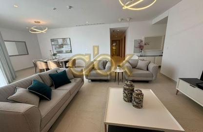 Penthouse - 3 Bedrooms - 4 Bathrooms for rent in Floresta Gardens - Floresta Gardens - The Pearl Island - Doha