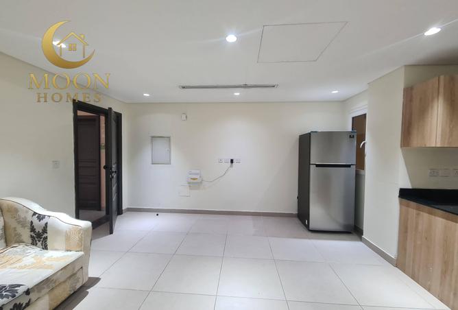 996229 - Property Image 2