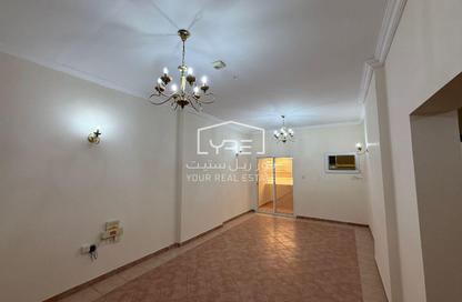 Apartment - 2 Bedrooms - 3 Bathrooms for rent in Abdullah Bin Masoud Street - Fereej Bin Mahmoud - Doha