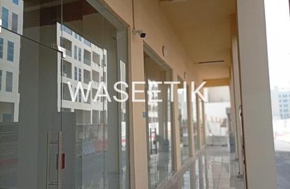 Shop - Studio - 1 Bathroom for rent in West Walk - Al Waab - Doha