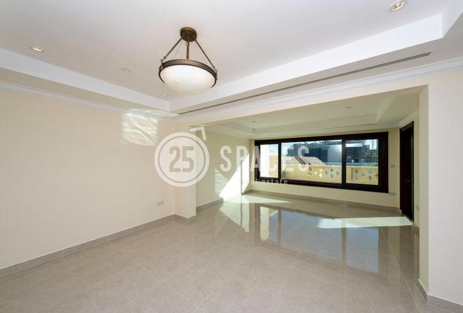 57031421 - Property Image 2