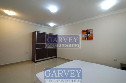 Apartment - 1 Bedroom - 1 Bathroom for rent in Lejbailat - Doha