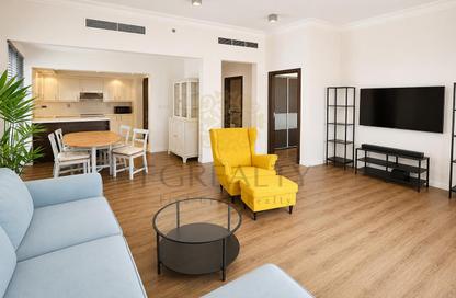 Apartment - 1 Bedroom - 2 Bathrooms for sale in Carnaval - Qanat Quartier - The Pearl Island - Doha