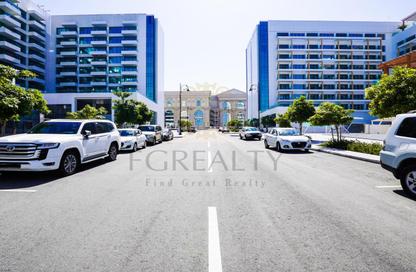 Shop - Studio - 1 Bathroom for rent in Downtown - Qatar Entertainment City - Lusail